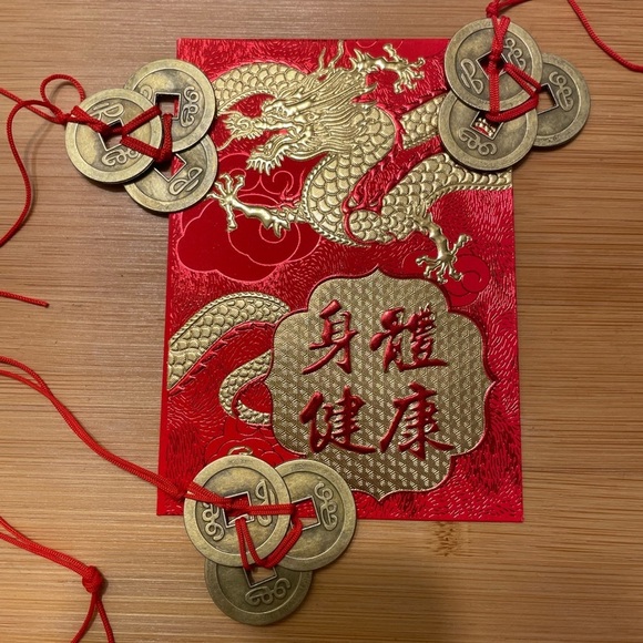Chinese New Year of the Dragon 2024 Red Money Envelope 3 Feng Shui Coins - Picture 8 of 12